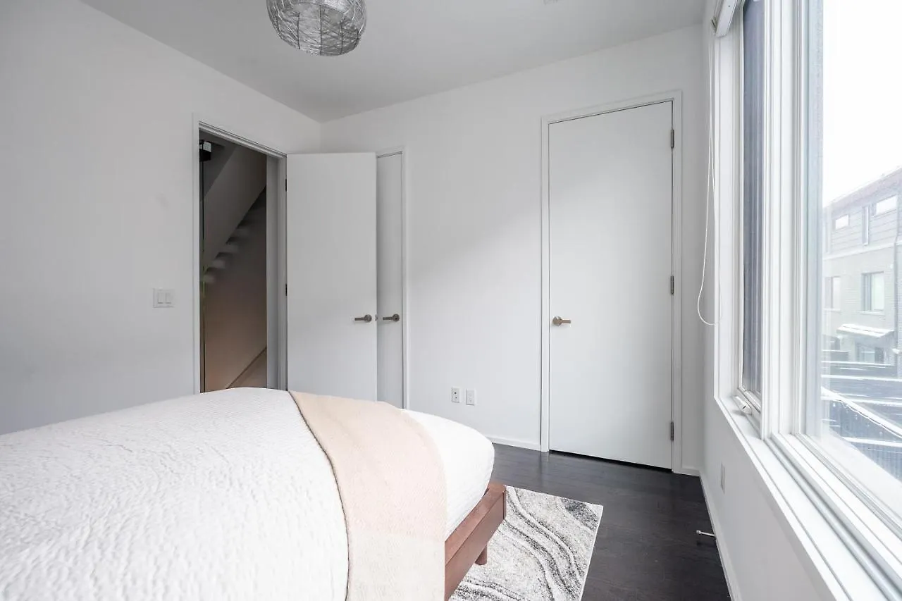 Apartment Globalstay Exclusive 4 Bedroom Townhouse In Downtown Toronto With Parking