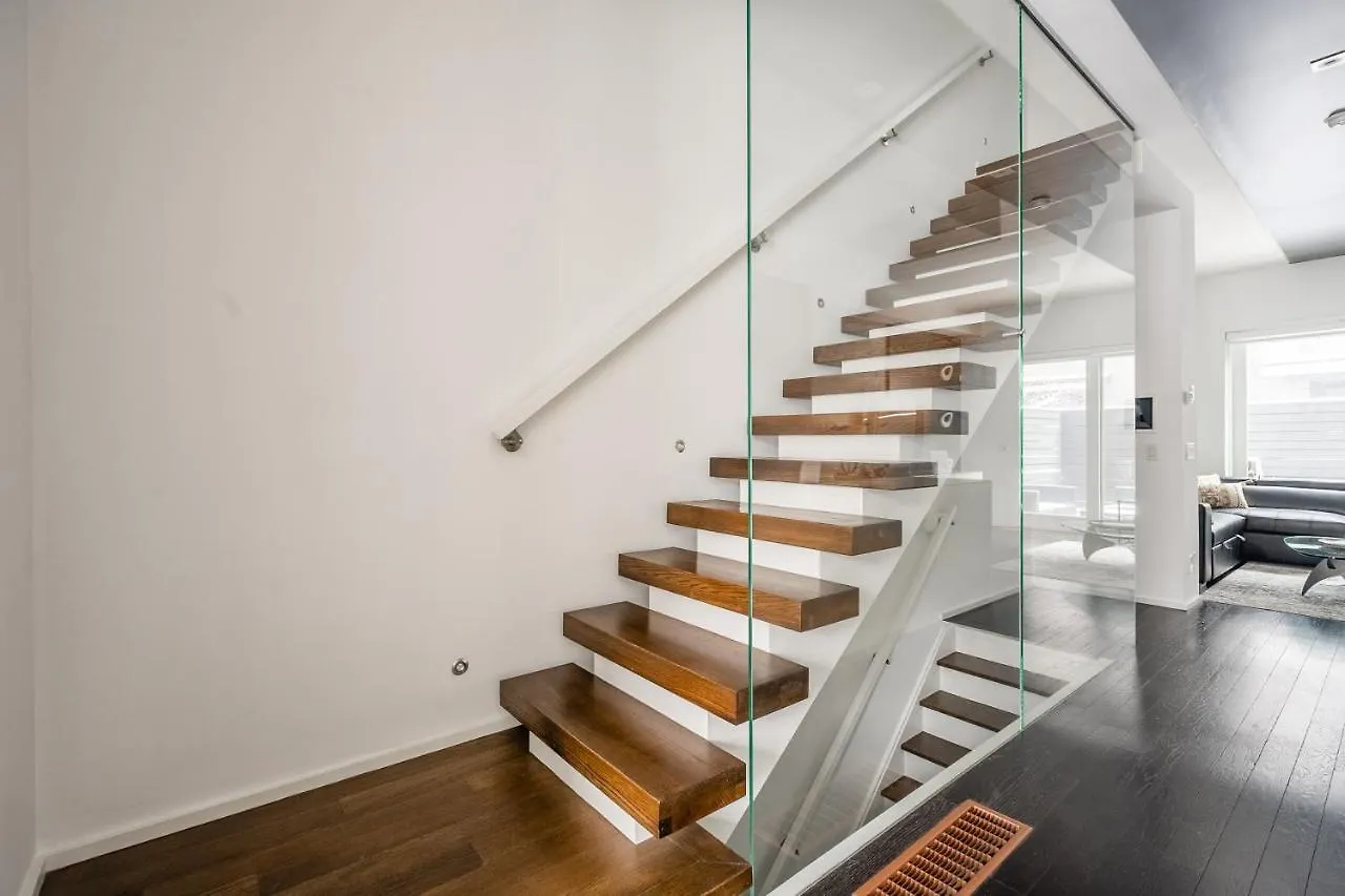 Globalstay Exclusive 4 Bedroom Townhouse In Downtown Toronto With Parking 0*,  Canada